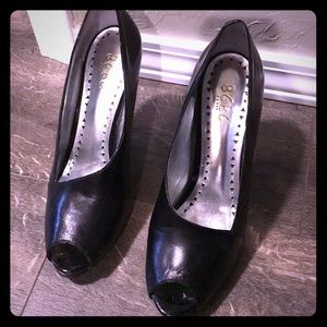 Black open toe heels